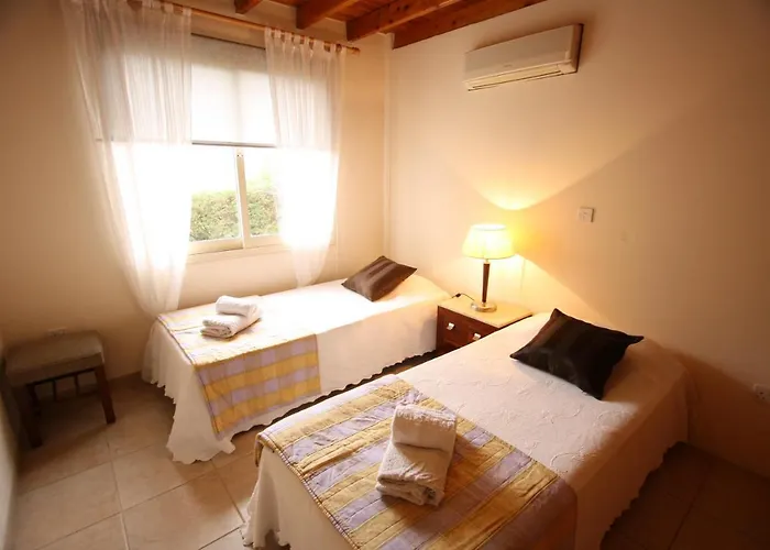 Swimmers' Paradise *